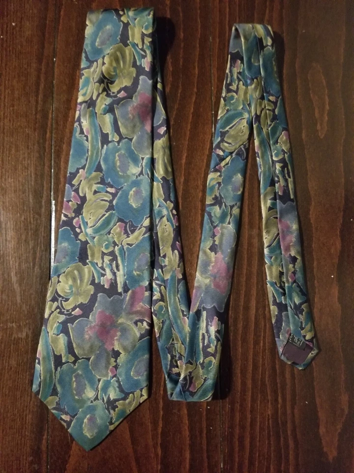 Corbata vintage SURREY para hombre 100 % seda estampado multi geográfico Foto 2 de 3