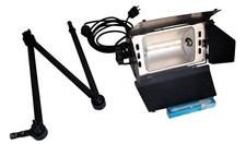 Professional Halogen Photography light - with arm and extra spare halogen light