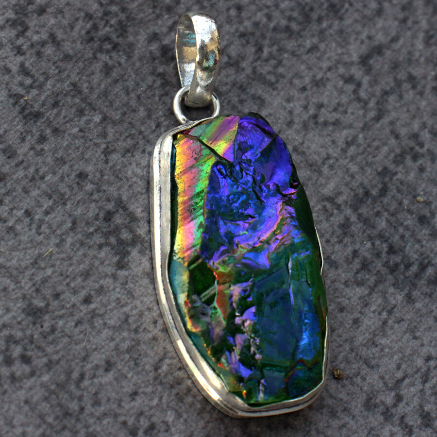925 Silver Plated Green Titanium Aura Quartz Pendant Jewelry Size 2