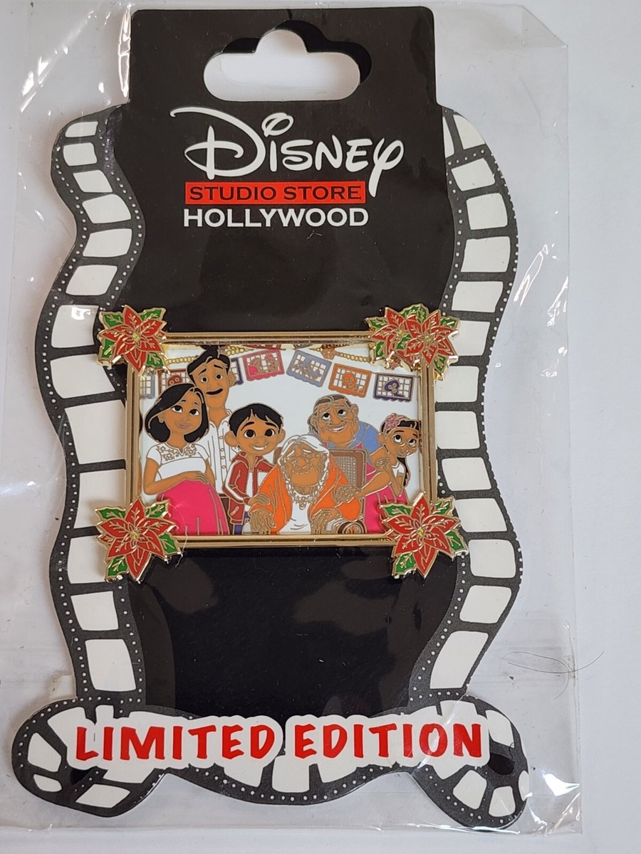 Disney - cocoページ Amazon.com : NoJo Disney Coco Navy, Orange, and Light Blue