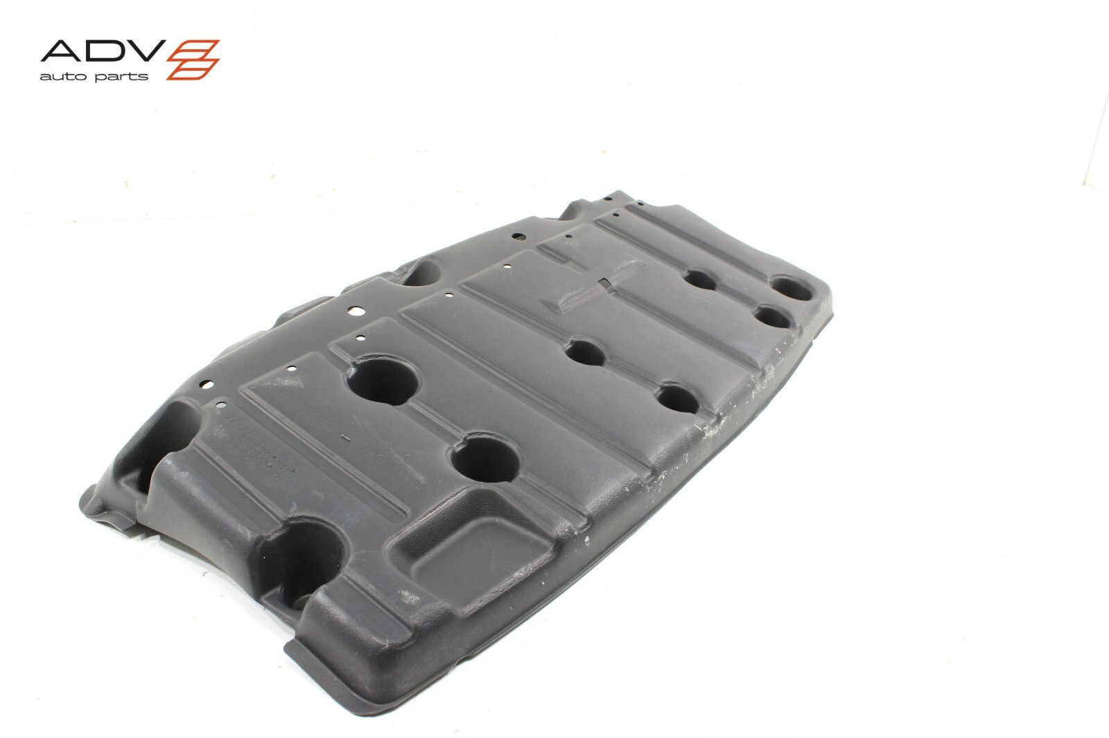 2017 - 2020 MASERATI LEVANTE REAR UNDER BODY SPLASH GUARD SHIELD COVER OEM