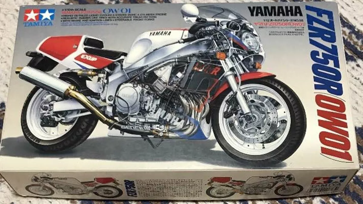 FZR750R OW01 YAMAHA 1 12 Plastic Model Kit TAMIYA Shipping from