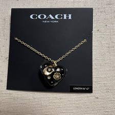 Coach Women  s Signature Heart Pendant Necklace NEW