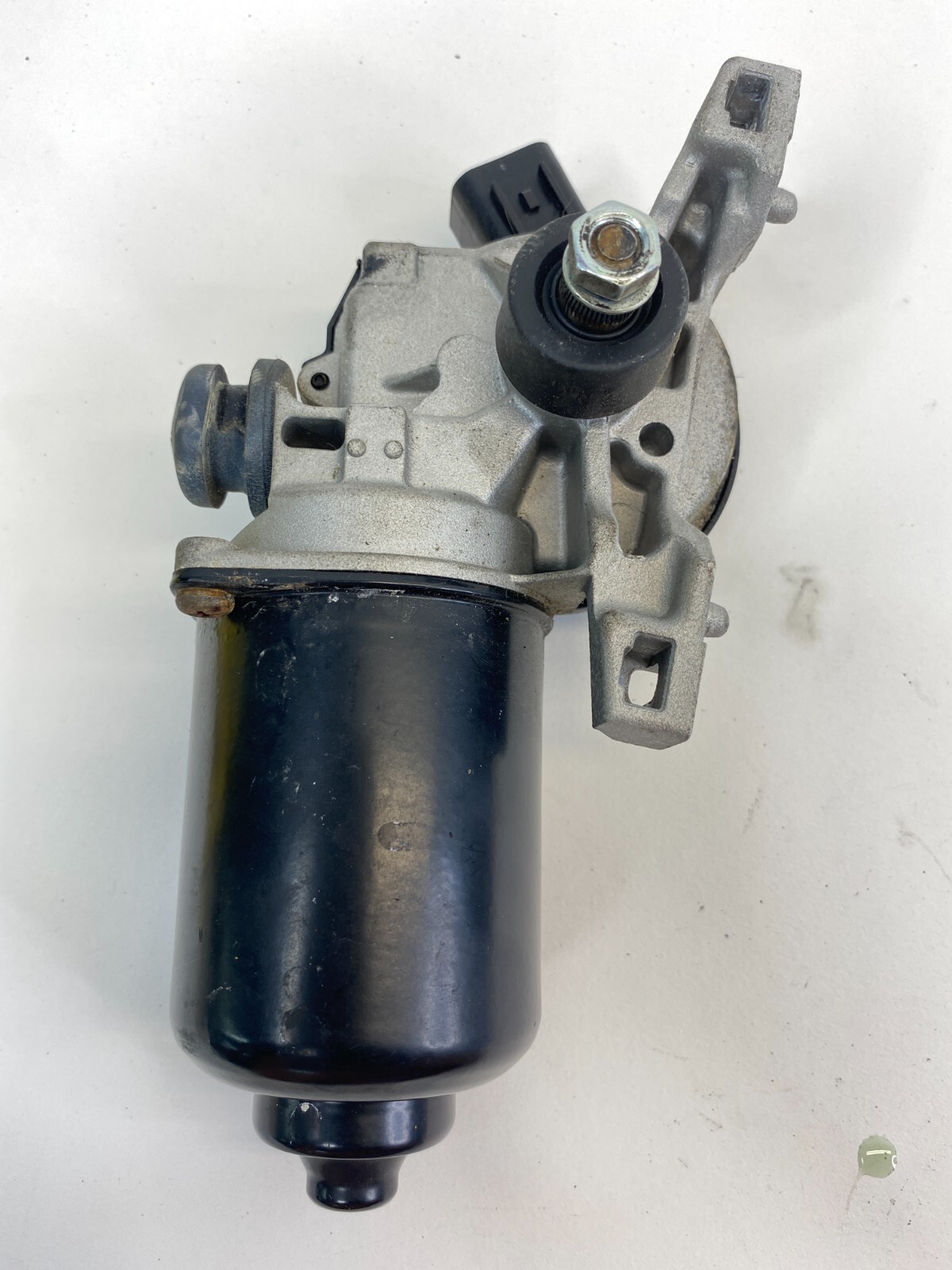 20062010 Hyundai Sonata Windshield Wiper Motor Assembly 981103K000