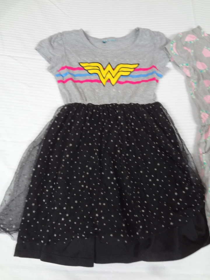 LOTE DE 2 VESTIDOS NIÑAS MUJER MARAVILLA SANDÍA TALLA 5 #104 Foto 3 de 4