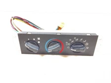 Jeep TJ Wrangler Heater Temperature Control Panel w AC P55037612AA 99-04 053685