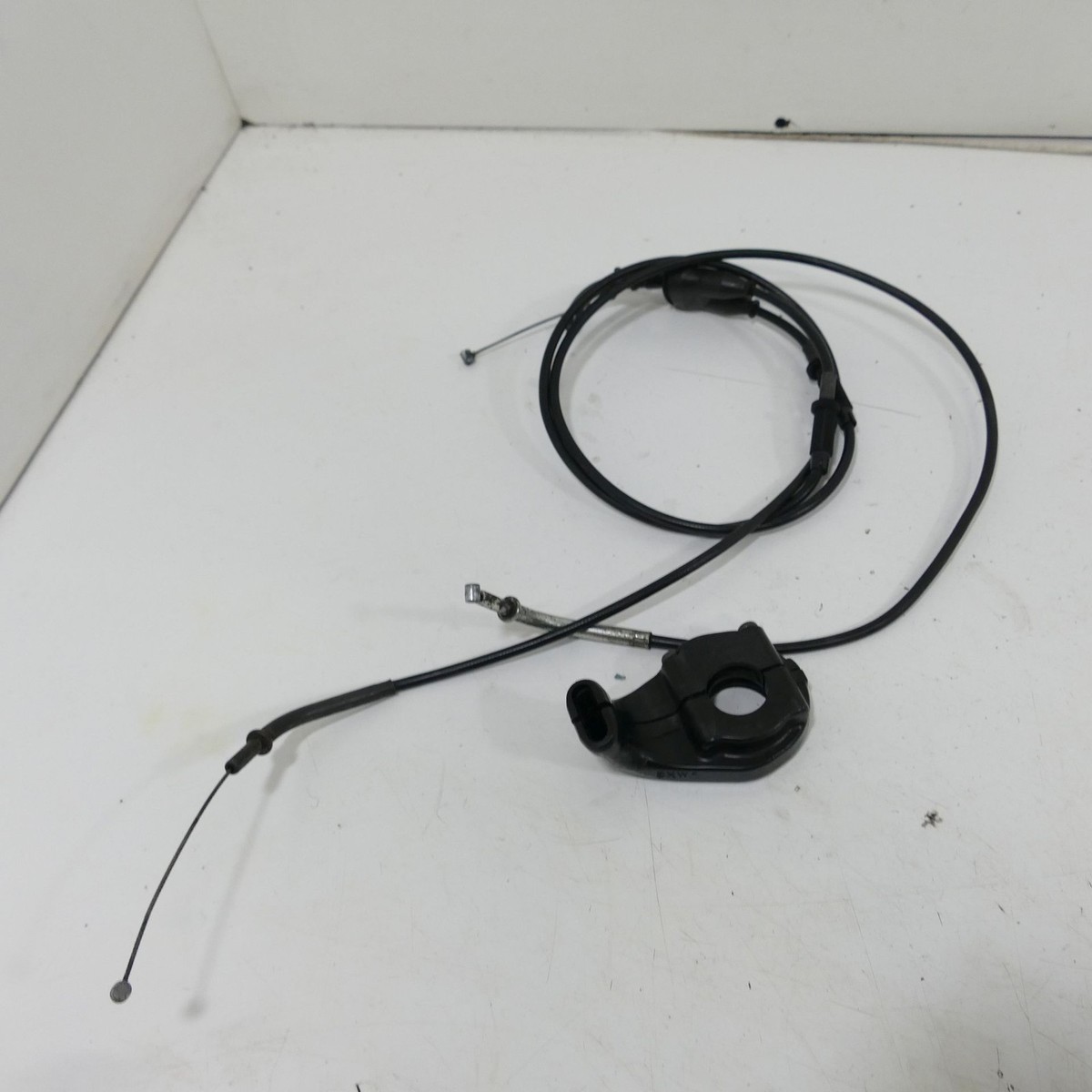 *リ様 Kawasaki ZX-6R 600 P Throttle Sleeve & Throttle Cables