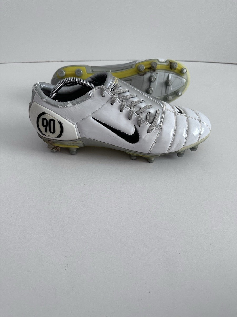 nike air zoom 90 it white