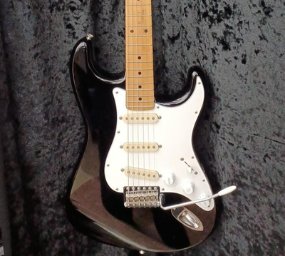 【しょたろ】Fender Japan Stratocaster しょたろ】Fender Japan Stratocaster Fender Japan Stratocaster ST