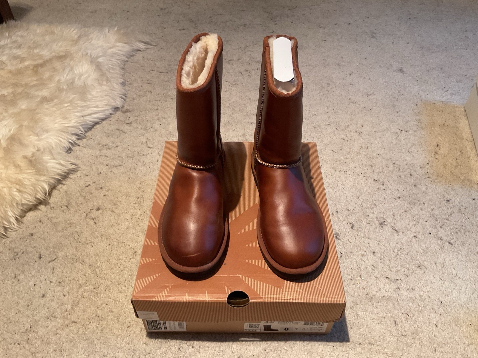 UGG W Classic 1005372 Chestnut Short Leather Boots UK 6 1/2 EU 39 RRP £185