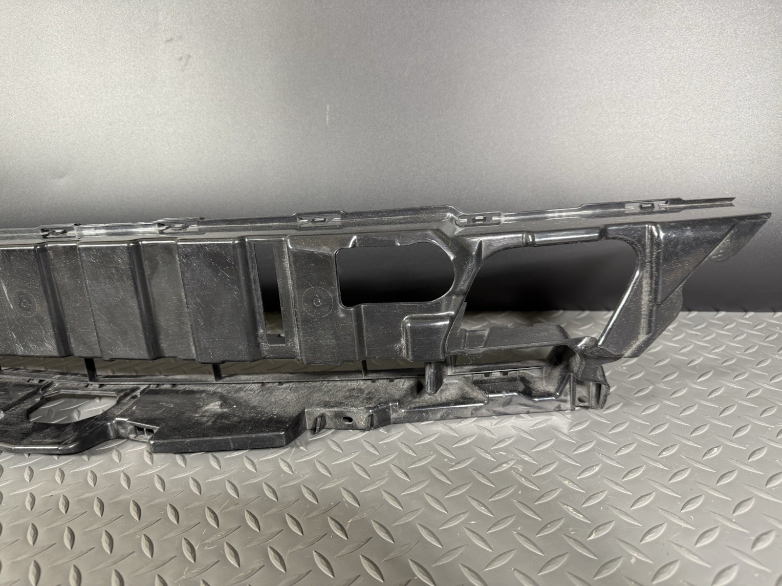 LAMBORGHINI URUS FRONT BUMPER REINFORCEMENT 2019 2020 2021 2022 2023 4ML807251A