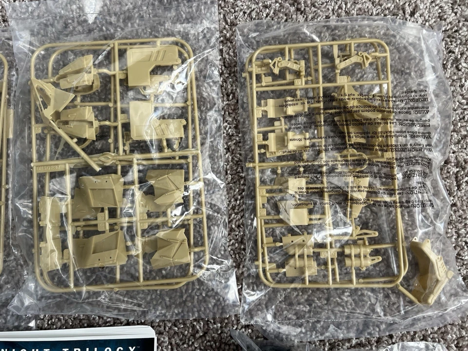 Vaso blindado Moebius 967 The Dark Knight Trilogy con Bane escala 1:25 completo Foto 4 de 4