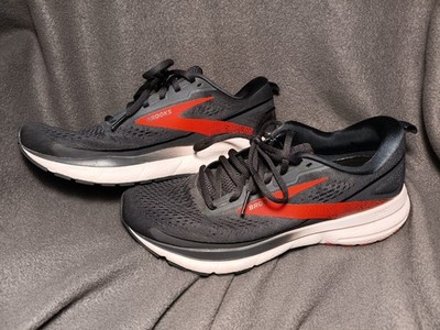 Brooks Trace 3 Running Shoes Men s 8 Ebony Fiery Red White Lightweight Comfort