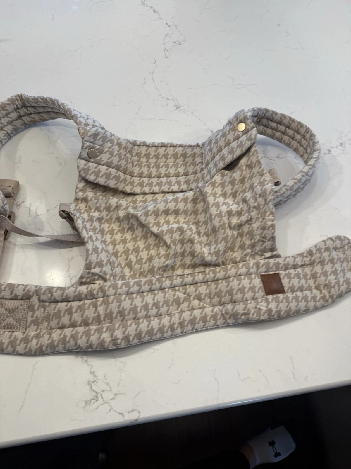 Nest Baby Carrier Ergonomic Baby Carrier
Opens in a new window or tab
