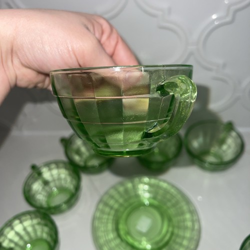 1930's Block Optic Emerald Green Uranium Vaseline Glass Cups & Saucers Lot Of 18 - Picture 12 of 24