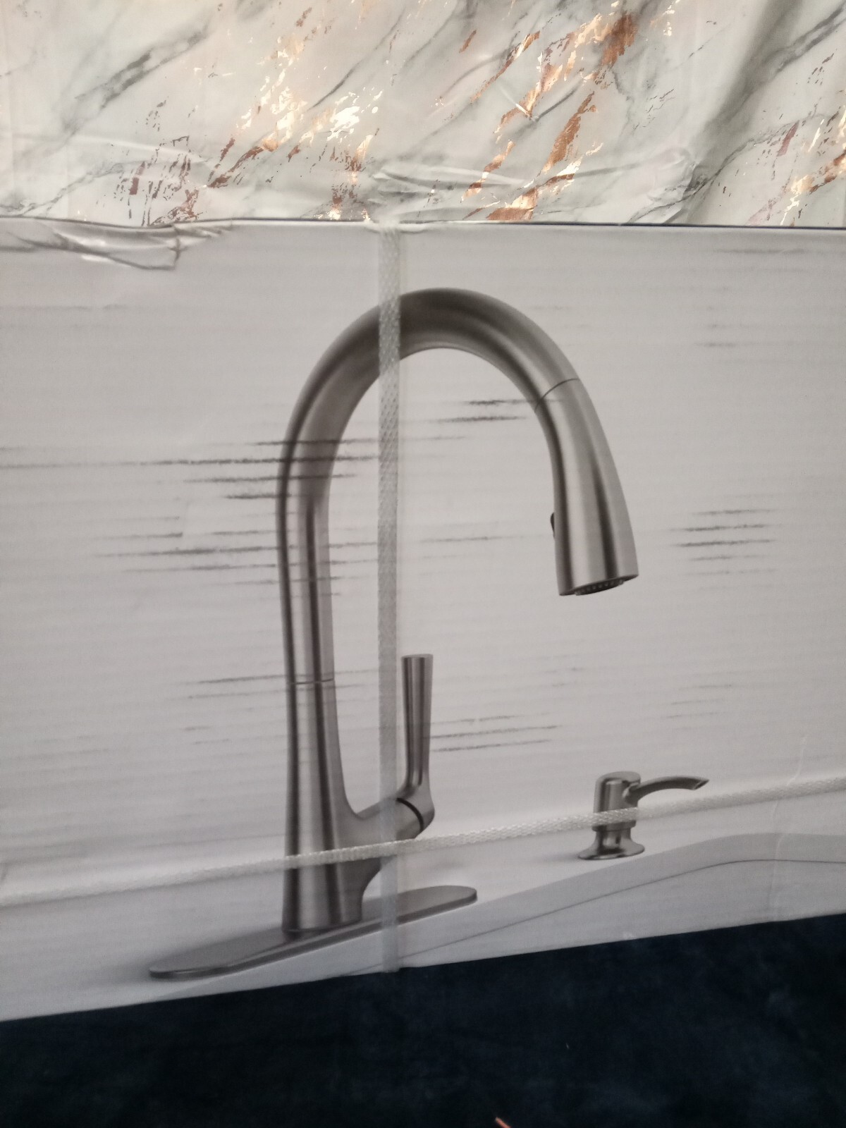 Kohler Elmbrook SingleHandle PullDown Sprayer Kitchen Faucet