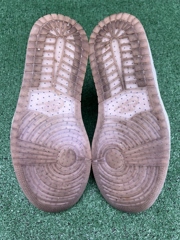 Jordan 1 Mid Unite Totale CI9100-100 Mujer Talla 7 Usado Sin Caja Foto 4 de 4