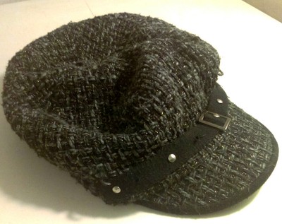 black messenger hat