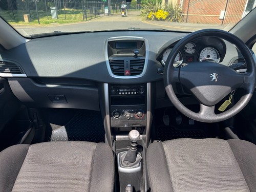 2011 PEUGEOT 207 SPORT CC HDI * 1.6 DIESEL ENGINE * 6 SPEED MANUAL * 1 YEAR MOT - Picture 15 of 24