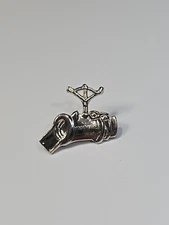 Wade Rain Lapel Pin Silver Color Sprinkler Systems Lawn & Garden 
