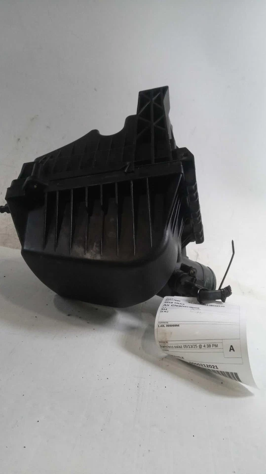 Conjunto de filtro de aire usado se adapta a: Chevrolet Trax 2018 1,4 grado A Foto 2 de 4