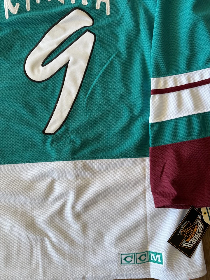 Camiseta Paul Kariya Anaheim Mighty Ducks "1995-96 Wild Wing Throwback" CCM NHL Lg Foto 4 de 4