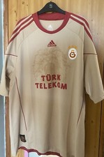 Galatasaray 2010/2011 Away shirt