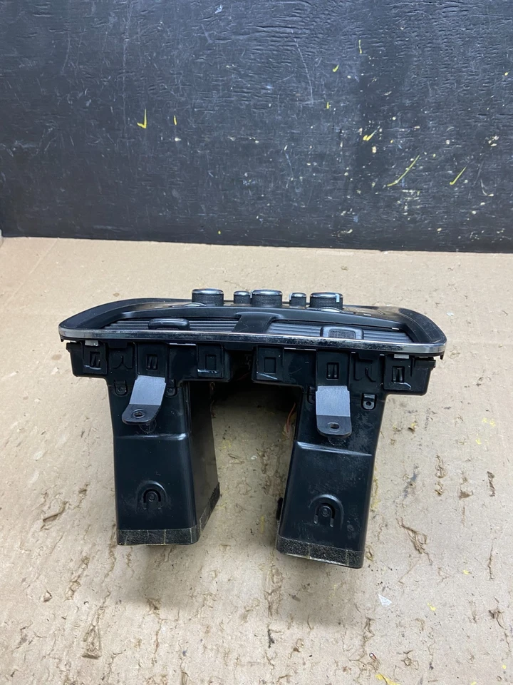 2011-2020 Dodge Grand Caravan Temperature Climate Control Heat Heater U5723 DG - Image 4 of 4