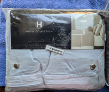 Hotel Collection Colorblock KING Duvet Cover, baby blue/White-new
