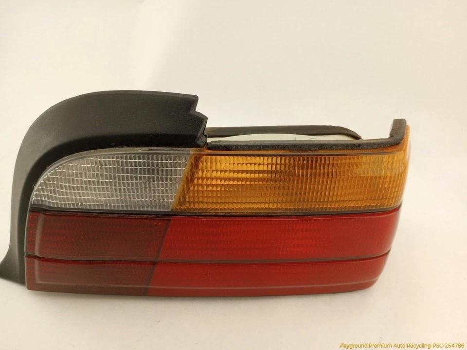 Luz trasera derecha pasajero BMW 328iC E36 se adapta a 1992-1999 92 93 94 95 96 97  Foto 4 de 4