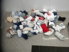 0553 Mixed Lot Baby Socks Infant Read info