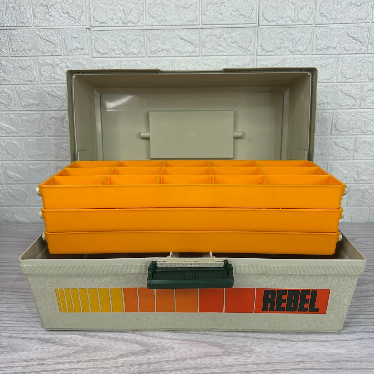 VTG Rebel 600 Fishing Tackle Box 3 Stacking Compartment Organizers Hard Plastic | eBay VTG Rebel 600 Fishing Tackle Box 3 Stacking Compartment Organizers Hard Plastic | eBay