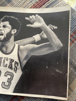 1975 NBA BASKETBALL PHOTO KAREEM ABDUL- JABBAR MILWAUKEE BUCKS ABA