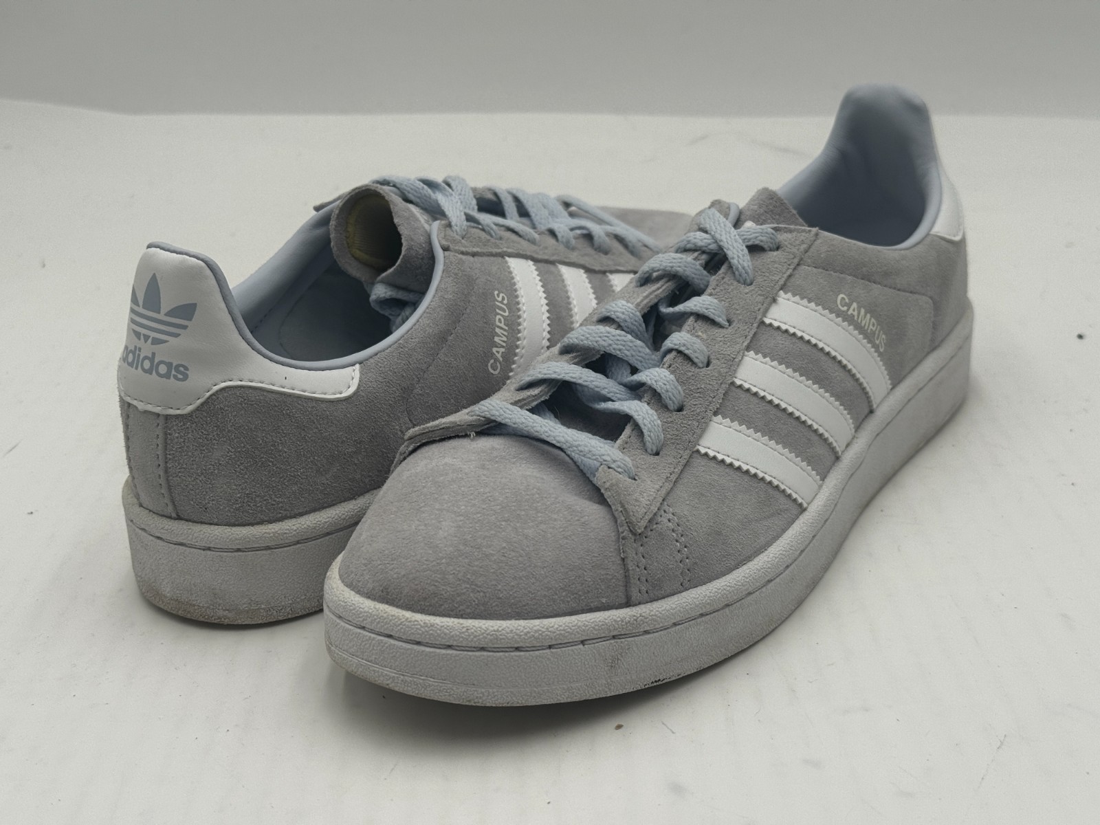 Adidas Campus Sneakers Women's Size 9 Gray White Suede  Athletic Shoes CQ2105
