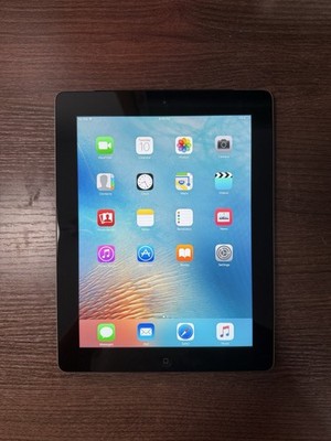 Apple iPad 3rd Generation 32GB Wi-Fi Cellular 9.7in Black