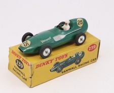 Dinky Toys Box 239 Vanwall Racing Car Green 25