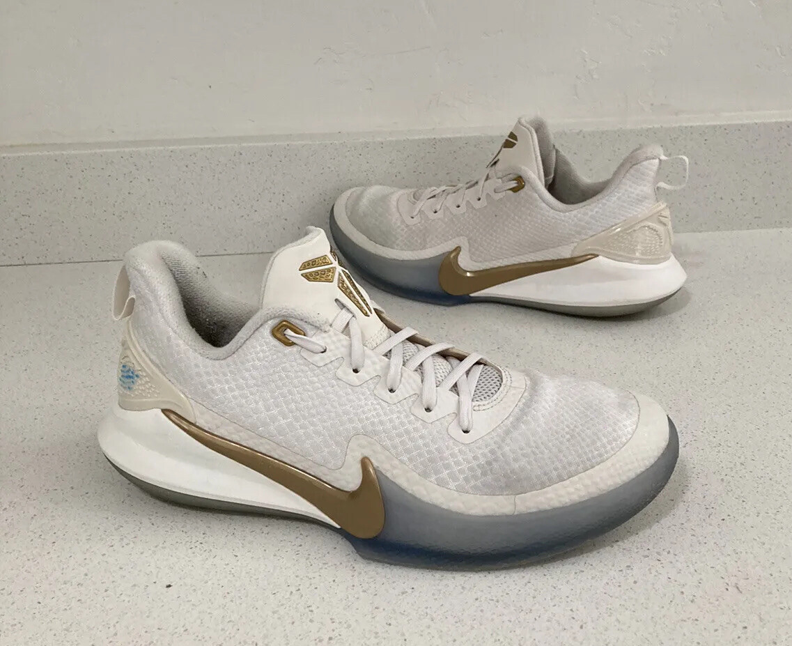 NIKE KOBE mamba focus metallic/gold 2019 basketball sneakers men’s size US  9.5