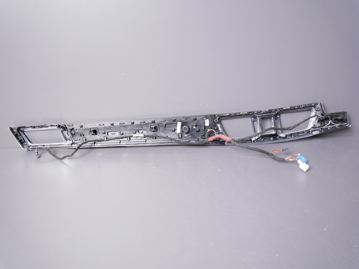 Mercedes Zierleiste Zierstab Armaturenbrett Holz Esche W212 E  