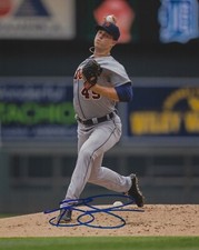 Buck Farmer Autographed Signed 8x10 Photo - MLB Detroit Tigers Reds - w/COA