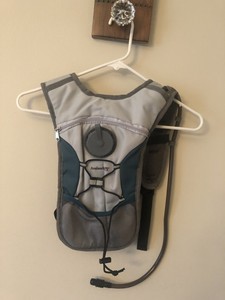avalanche hydration backpack