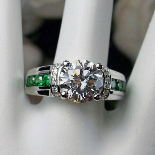 2.40 Ct Moissanite & Green Emerald Vintage Engagement Ring in Sterling Silver - Bild 4 von 6