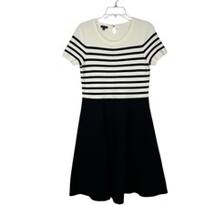 Talbots Knit Fit Flare Dress Size M Black White Striped Short Sleeve Cocktail