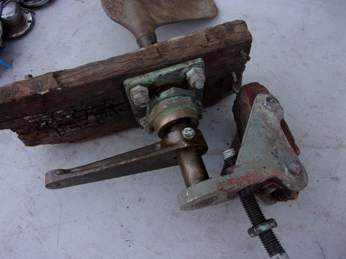 Vintage 1940's Chris*Craft run-about style Bronze Boat Rudder assembly - Foto 7 di 8