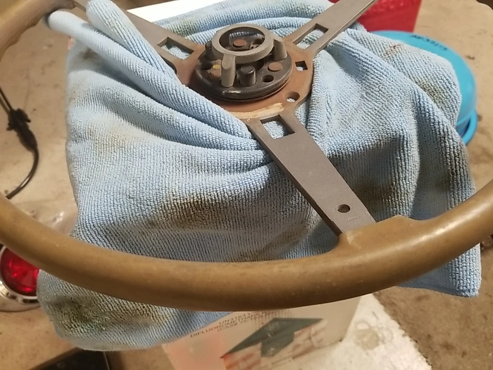 1970 1971 DODGE CHALLENGER PLYMOUTH CUDA WOODGRAIN STEERING WHEEL MOPAR E BODY.  - Image 4 of 4