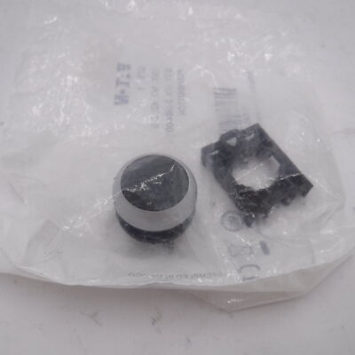EATON M22-D-S Pushbutton 22.5mm Flush Mounted Black Actuator Silver Bezel