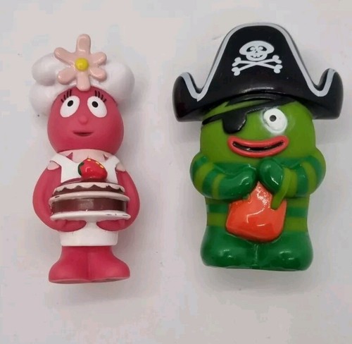 Yo Gabba Gabba Pirate Brobee & Baker Foofa Figurines. 7.5cm Approx. Jazwares VGC