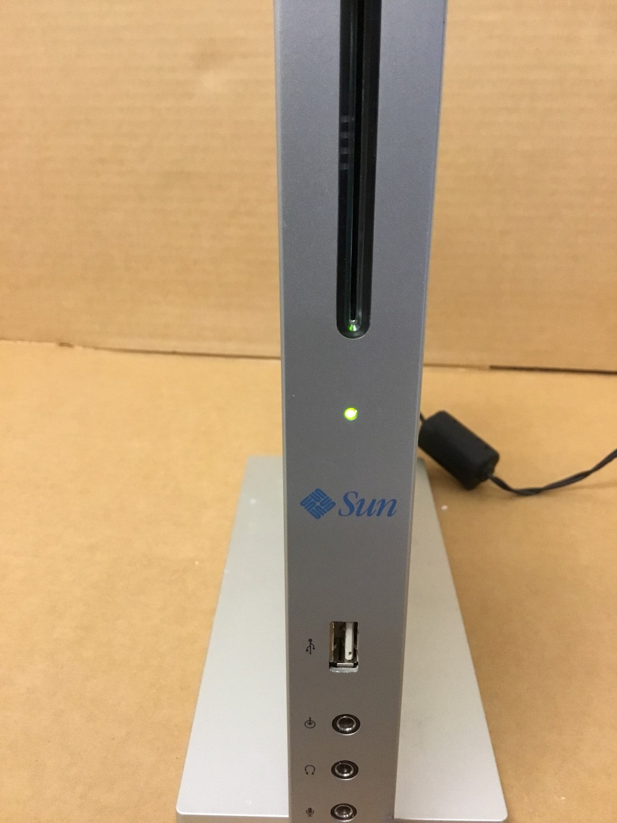 Sun Ray 2FS Thin Client 380-1353-10 USB/DVI/SFP w/ Stand Base WORKING FREE SHIP
