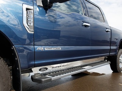 Super Duty 2017-2022 Crew Cab Stainless Steel Step Bar Filler
