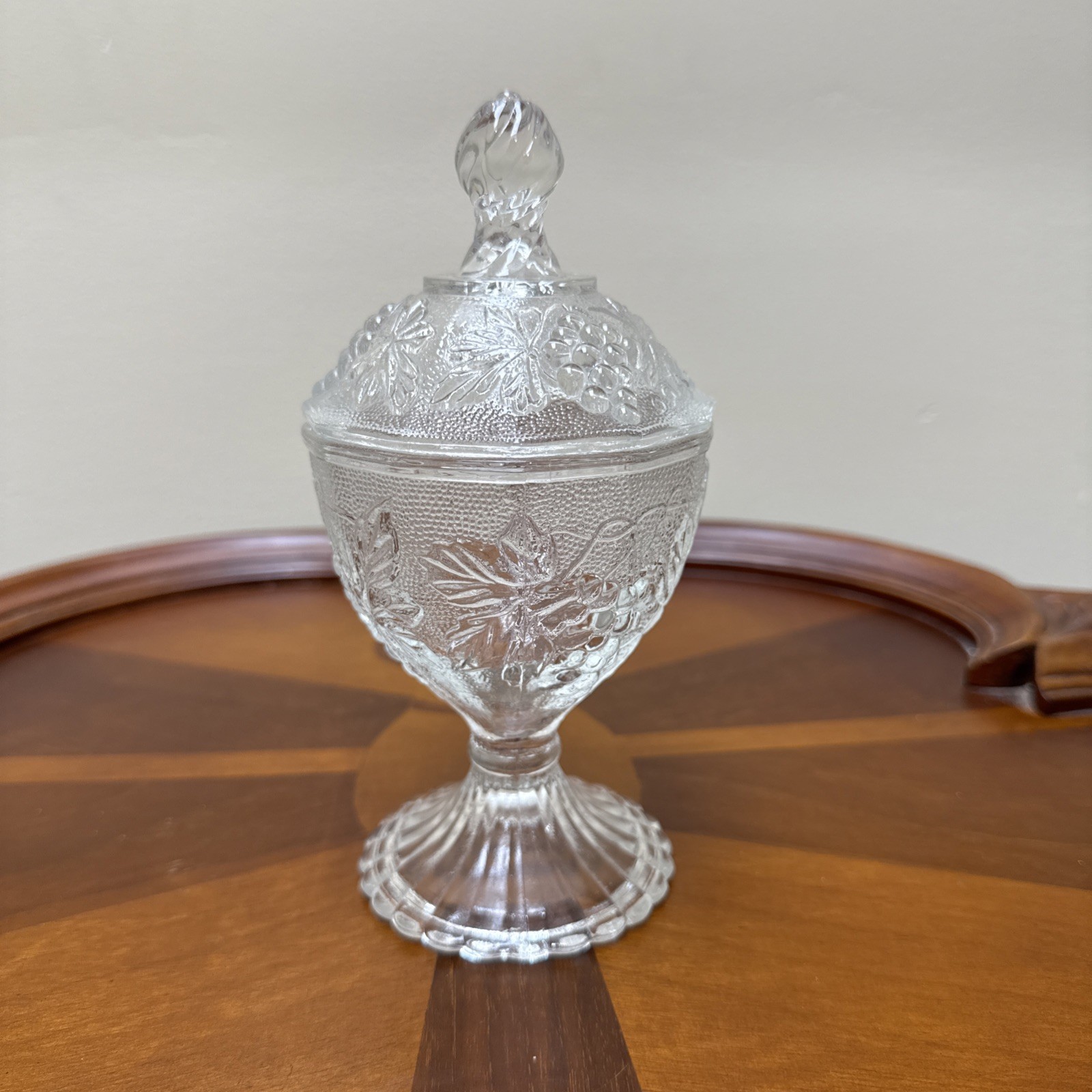 Indiana Glass Harvest Grape & Leaf Clear Covered Compote 7” Vintage Candy Dish