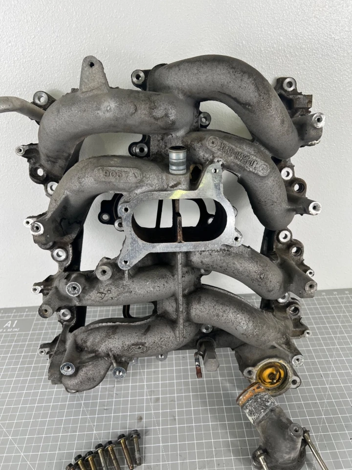 Ford F-150 1999 5,4 L 2 V colector de admisión de aluminio XL3E-9425-DC actualización de stock Foto 3 de 4